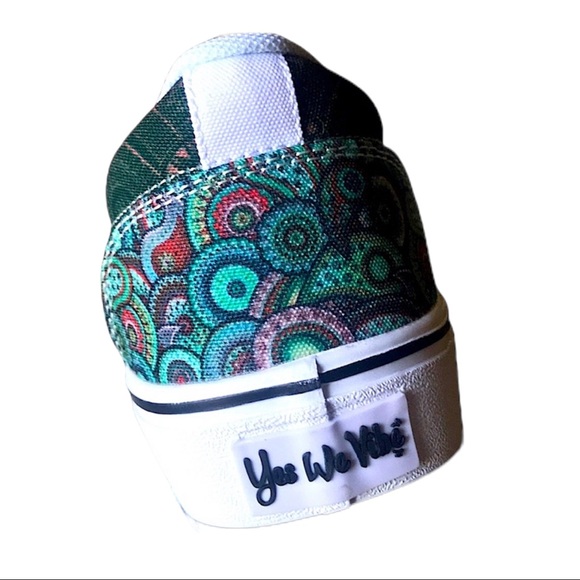 70’s inspired Canvas Slip-On Sneaker YES WE VIBE - Picture 6 of 6